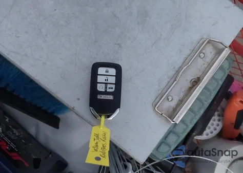 2019 Honda Civic Touring from USA, damaged, VIN 19XFC1F94KE004513